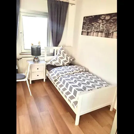 Moderne Ferienwohnung Apartman